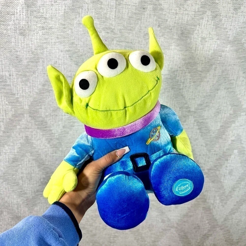 Disney store exclusive little green men alien stuffed toy 14